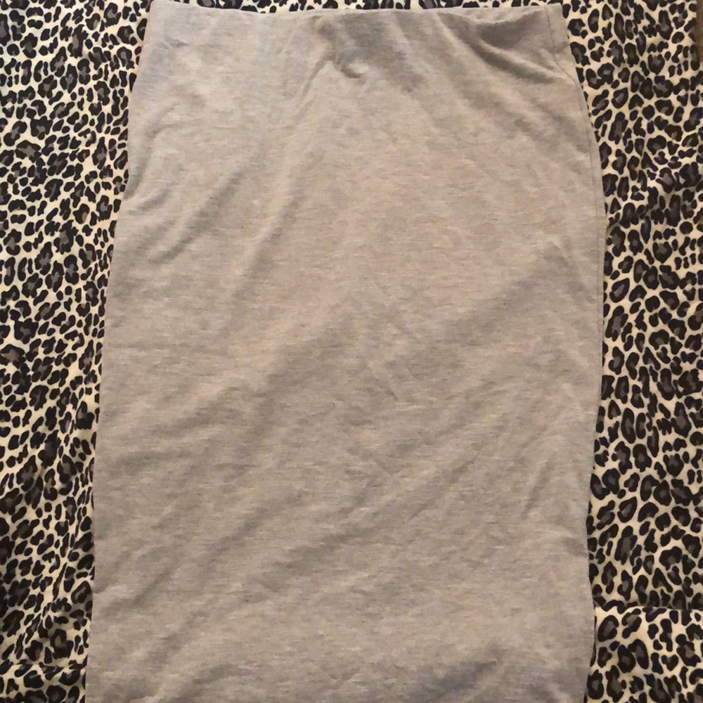 Gray Forever 21 Fitted Skirt